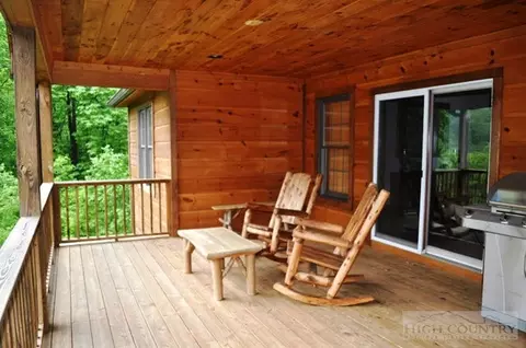 2126 Blackberry Rd, Blowing Rock, NC 28605 photo 3