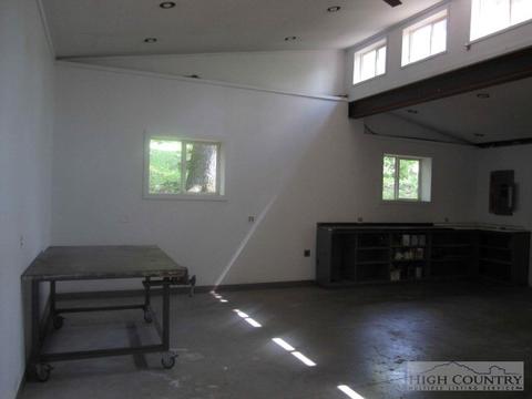111 Hawk Ter, Vilas, NC 28692 photo 21