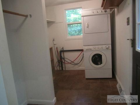 111 Hawk Ter, Vilas, NC 28692 photo 32
