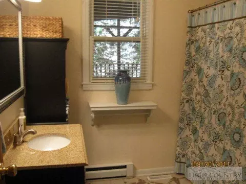 672 Rhymer Branch Rd, Deep Gap, NC 28618 photo 2