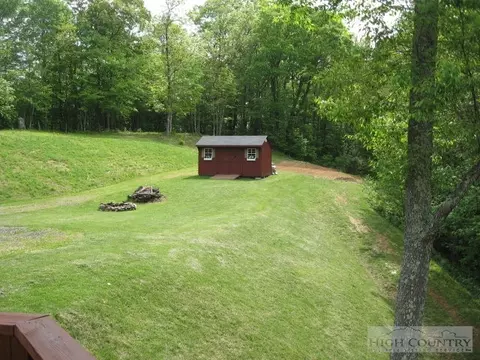897 Little Windfall Rd, Lansing, NC 28643 photo 2