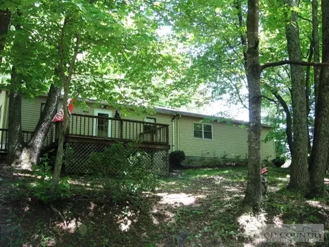 4818 Big Ivy Rd, Purlear, NC 28665 photo 11