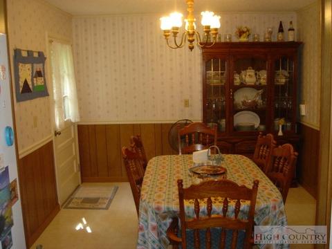175 Thunder Ln, Boone, NC 28607 photo 3
