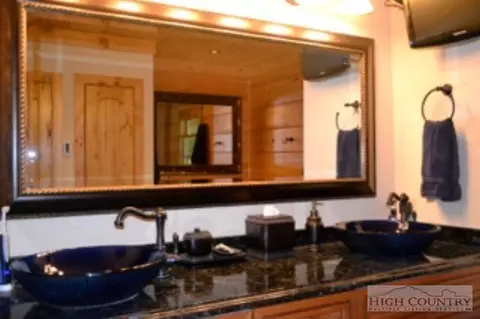 300 Summit Park Cir, Blowing Rock, NC 28605 photo 14