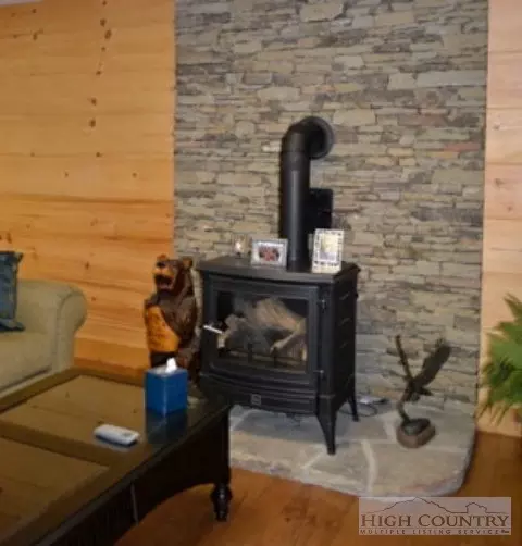 300 Summit Park Cir, Blowing Rock, NC 28605 photo 8