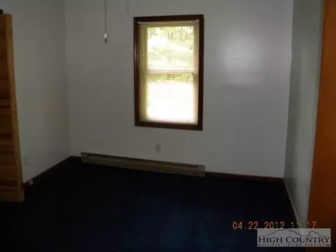 119 Front St, Sparta, NC 28675 photo 8