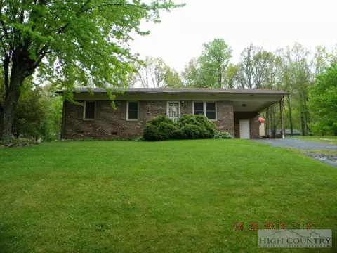 119 Front St, Sparta, NC 28675 photo 1