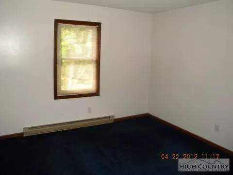 119 Front St, Sparta, NC 28675 photo 9