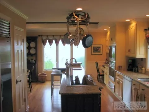 322 Greystone, Boone, NC 28607 photo 10