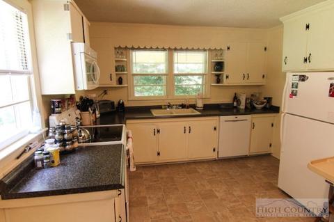 5499 Castle Ford Rd, Todd, NC 28684 photo 13