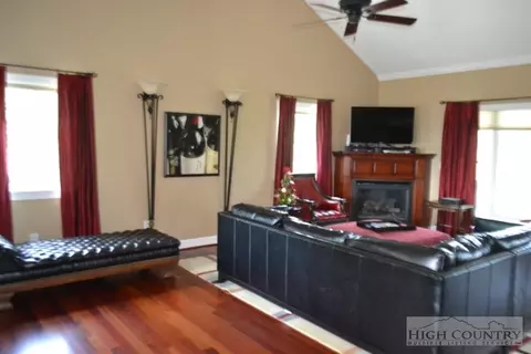 90 Stringer Dr, West Jefferson, NC 28694 photo 15