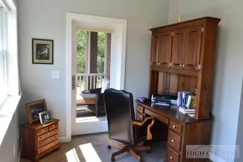 90 Stringer Dr, West Jefferson, NC 28694 photo 5