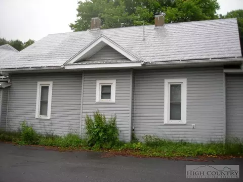 355 Main St, Jefferson, NC 28640 photo 8