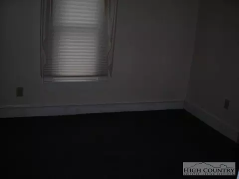 355 Main St, Jefferson, NC 28640 photo 3