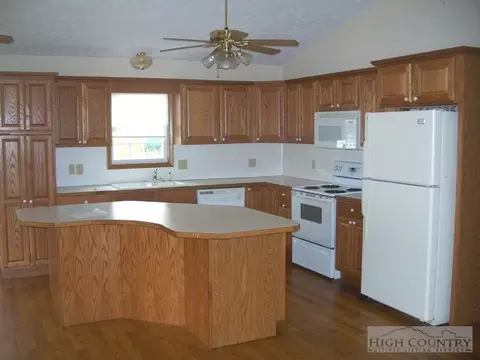 3115 Roaring Fork Rd, Creston, NC 28615 photo 3