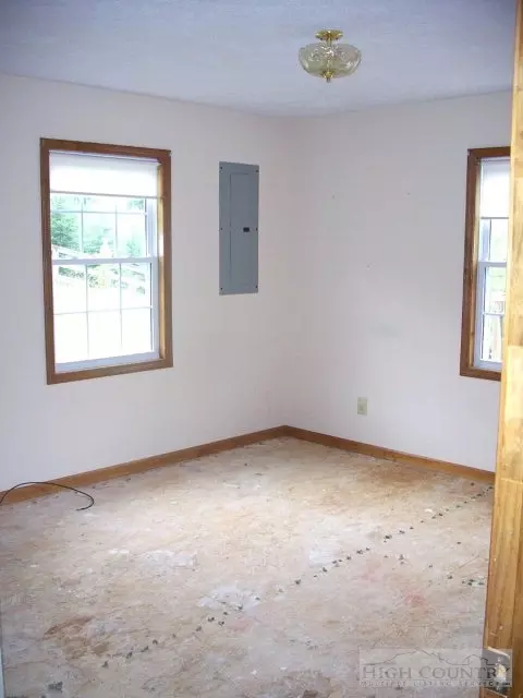 3115 Roaring Fork Rd, Creston, NC 28615 photo 5