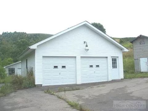 3115 Roaring Fork Rd, Creston, NC 28615 photo 8