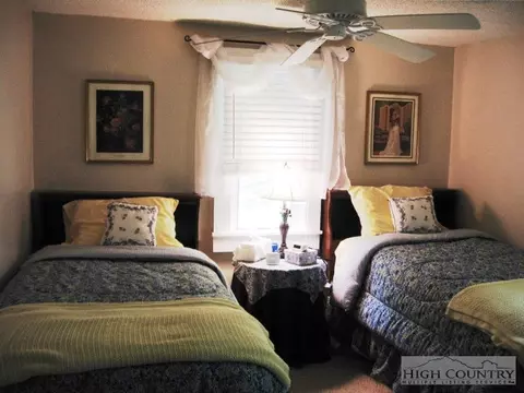 136 Davis Gentry Rd, Lansing, NC 28643 photo 13