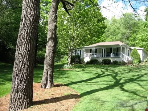 136 Davis Gentry Rd, Lansing, NC 28643 photo 1