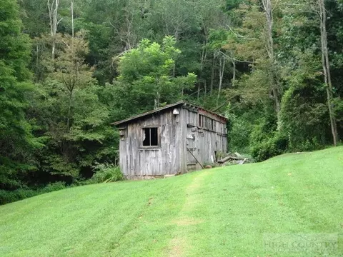 136 Davis Gentry Rd, Lansing, NC 28643 photo 8