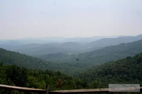 861 Bobcat Mountain Ln, Purlear, NC 28665 photo 10