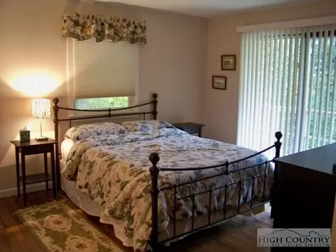 310 Chestnut, Boone, NC 28607 photo 13