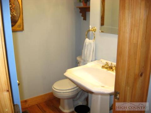 119 Sandy Pt, Deep Gap, NC 28618 photo 32