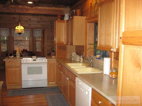 119 Sandy Pt, Deep Gap, NC 28618 photo 11