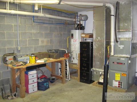 119 Sandy Pt, Deep Gap, NC 28618 photo 27