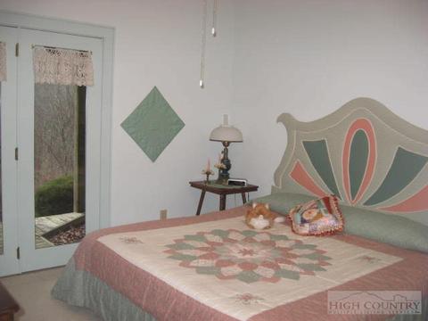 119 Sandy Pt, Deep Gap, NC 28618 photo 20