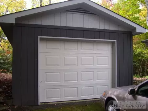 173 Spring St, Boone, NC 28607 photo 10