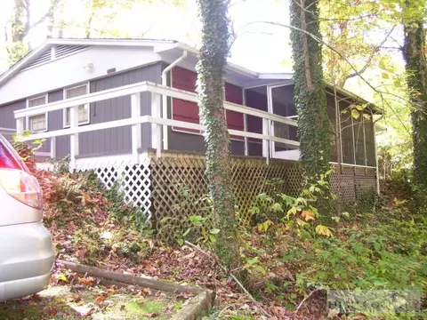 173 Spring St, Boone, NC 28607 photo 3