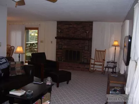 173 Spring St, Boone, NC 28607 photo 4