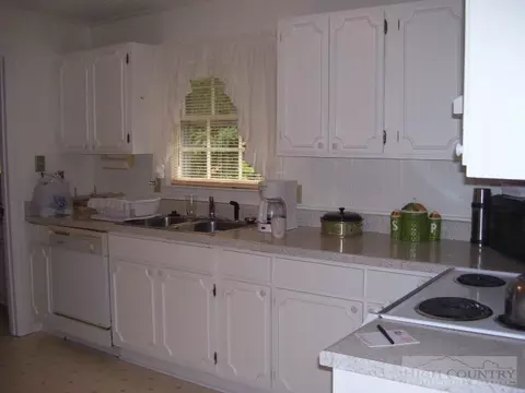 173 Spring St, Boone, NC 28607 photo 5