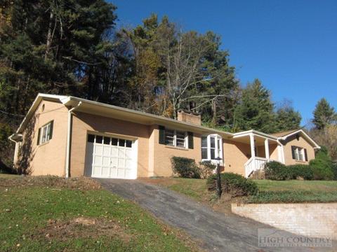 189 Cherrybrook, Boone, NC 28607 photo 3