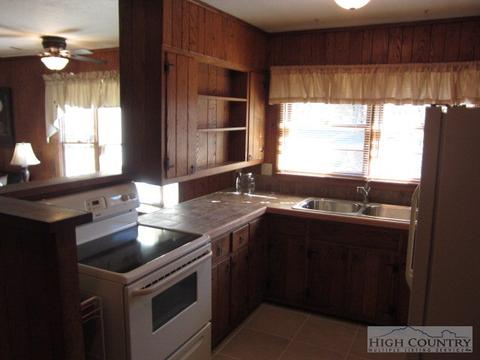 189 Cherrybrook, Boone, NC 28607 photo 12
