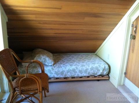 897 Golden Gate Rd, Boone, NC 28607 photo 7