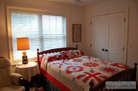 185 Pinecrest Ct, Boone, NC 28607 photo 10