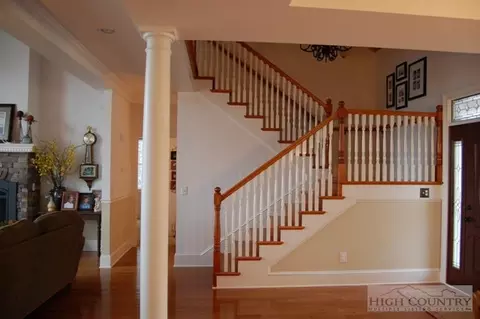 185 Pinecrest Ct, Boone, NC 28607 photo 8