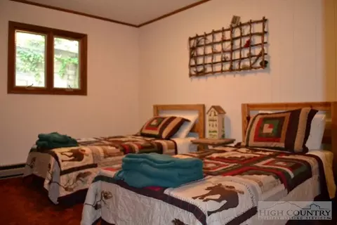286 Deer Run, Deep Gap, NC 28618 photo 8