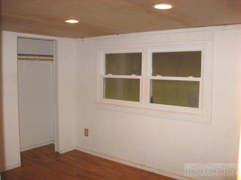 2539 Elk Creek Rd, Deep Gap, NC 28618 photo 16