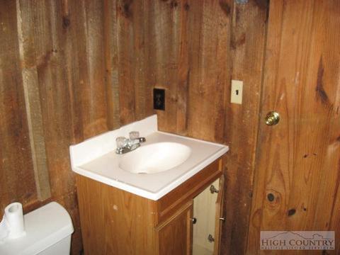 2539 Elk Creek Rd, Deep Gap, NC 28618 photo 29