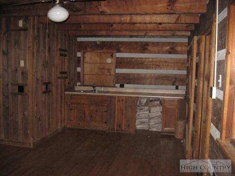 2539 Elk Creek Rd, Deep Gap, NC 28618 photo 13