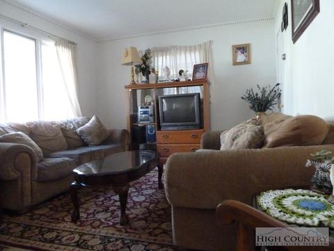 135 Chandy St, Boone, NC 28607 photo 10