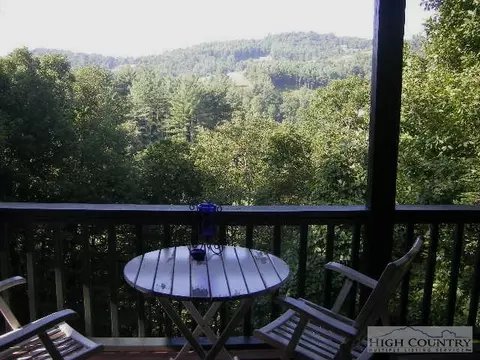 884 River Rdg, Boone, NC 28607 photo 3