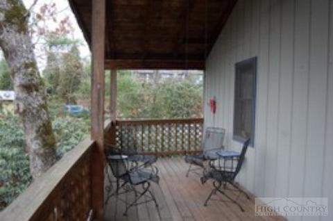 303 Elderberry Loop, Linville, NC 28646 photo 3