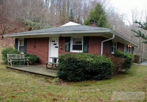 145 Ragan Rd, Todd, NC 28684 photo 1