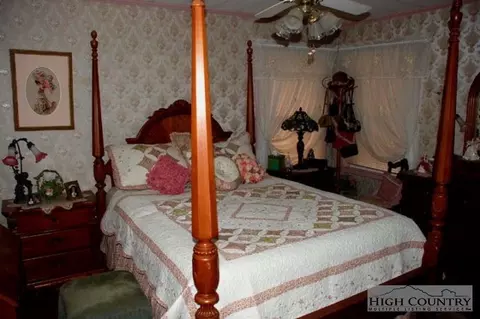 145 Ragan Rd, Todd, NC 28684 photo 14