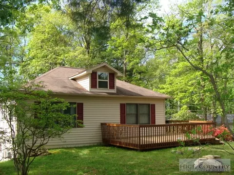 225 Crest Dr, Boone, NC 28607 photo 9