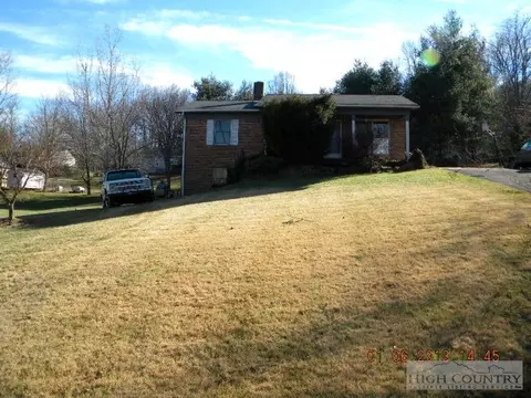 91 Front St, Sparta, NC 28675 photo 1